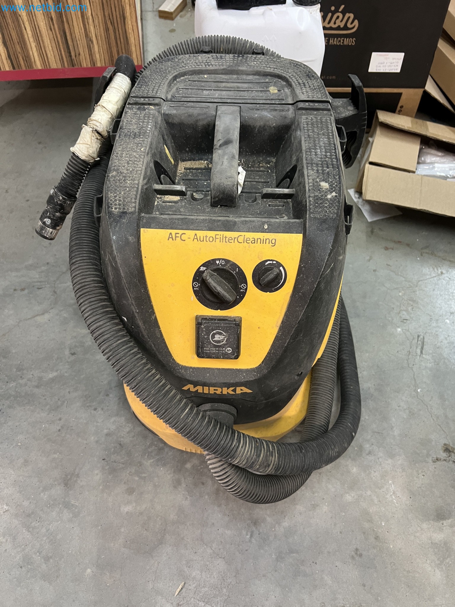 Staubsauger MIRKA DE 1230 L AFC